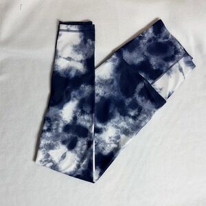 Old Navy Navy and White Powersoft Leggings